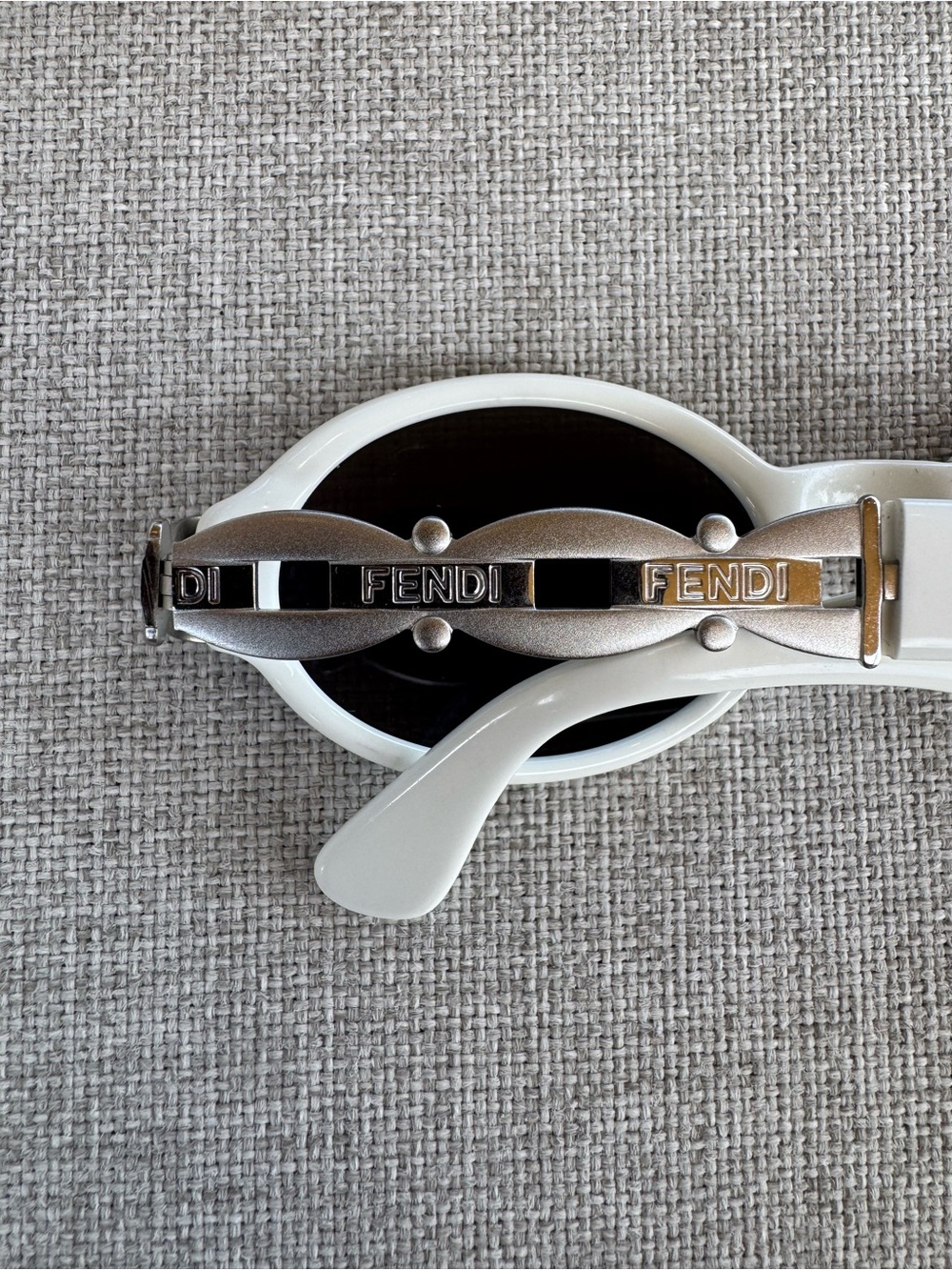 Fendi White Oval Sunglasses with Black Lenses and Branded Case - Picture 3 of 8